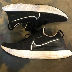 Nike react